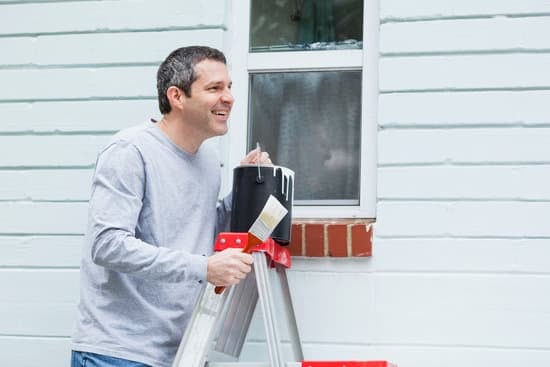 Exterior Painting 101: A Comprehensive Guide to Transforming Your Home’s Curb Appeal